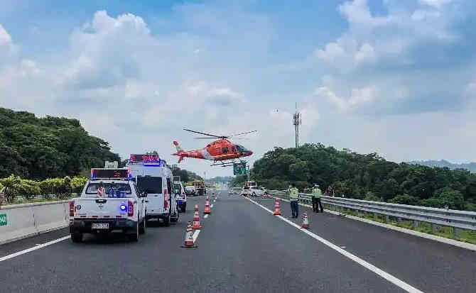 博望区高速公路汽车救援案例